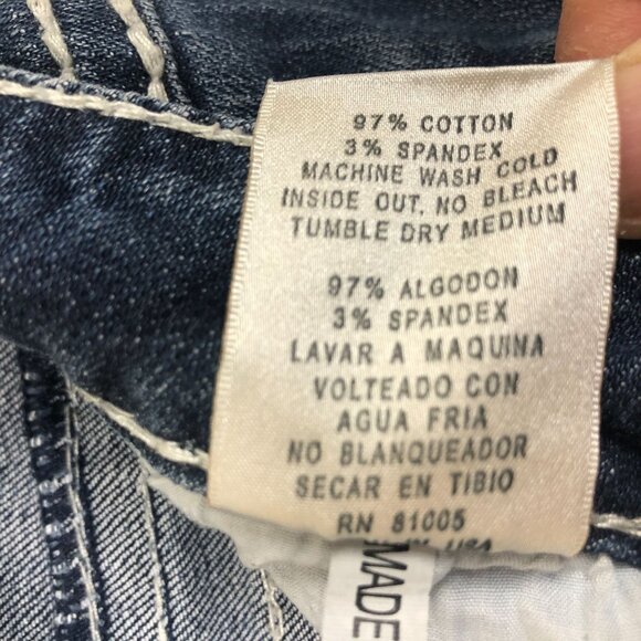 L.A. Idol Denim Capris Sz 9 Jrs Low Rise Dark Wash Flap Pockets Embellished - Picture 12 of 13